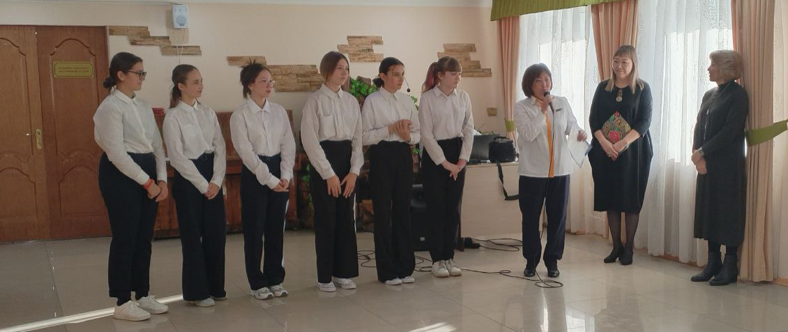 16 ноября в АУСО «У-УКЦ «Доверие» прошел «Праздник во дворе»