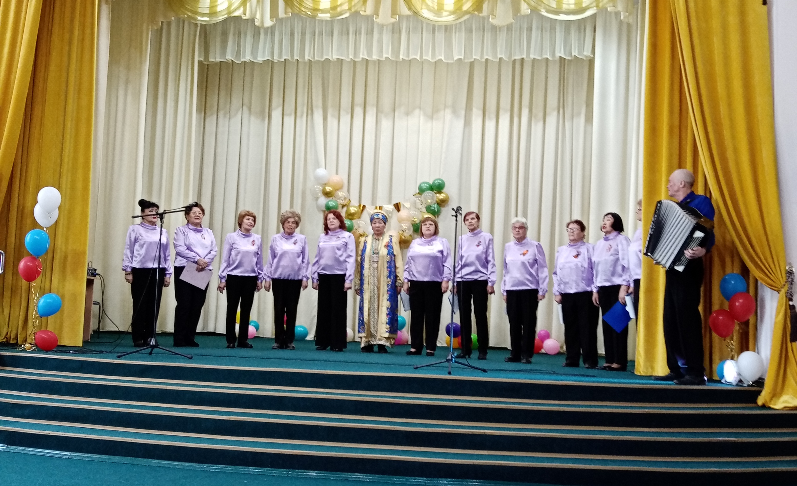 26 марта в АУСО «Улан-Удэнский комплексный центр «Доверие» состоялся прекрасный концерт хора  Совета ветеранов Советского района г. Улан-Удэ «Нежная Ая-Ганга», руководитель  Петрова Г.И.